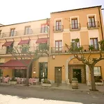 Hotel-hostal Sport Falset