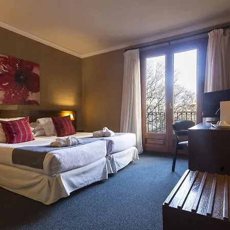 Hotel-hostal Sport Falset