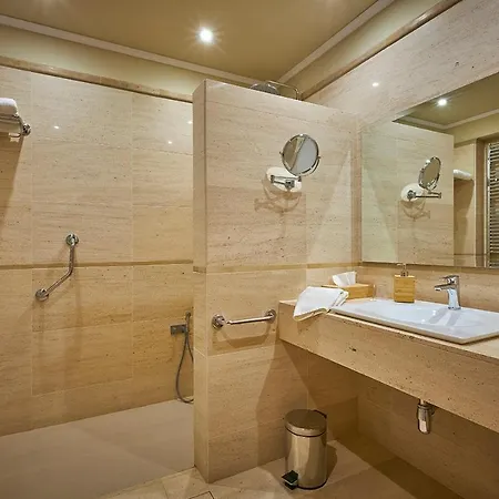 Hotel-hostal Sport 4*