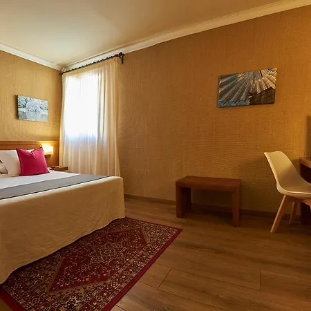 Hotel Hotel-hostal Sport Falset