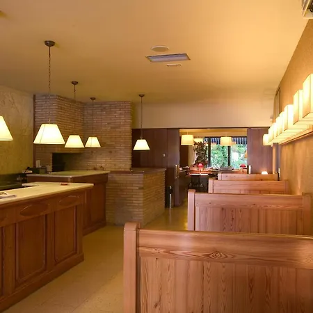 Hotel-hostal Sport 4* Falset