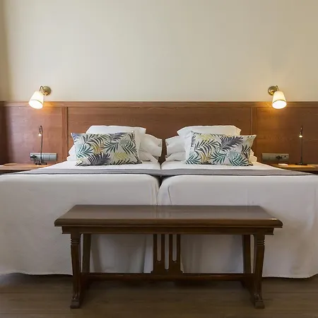 Hotel-hostal Sport 4*